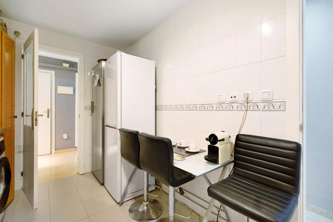 Las Bodegas Apartment เฮเรซ เด ลาฟรอนเตรา ภายนอก รูปภาพ