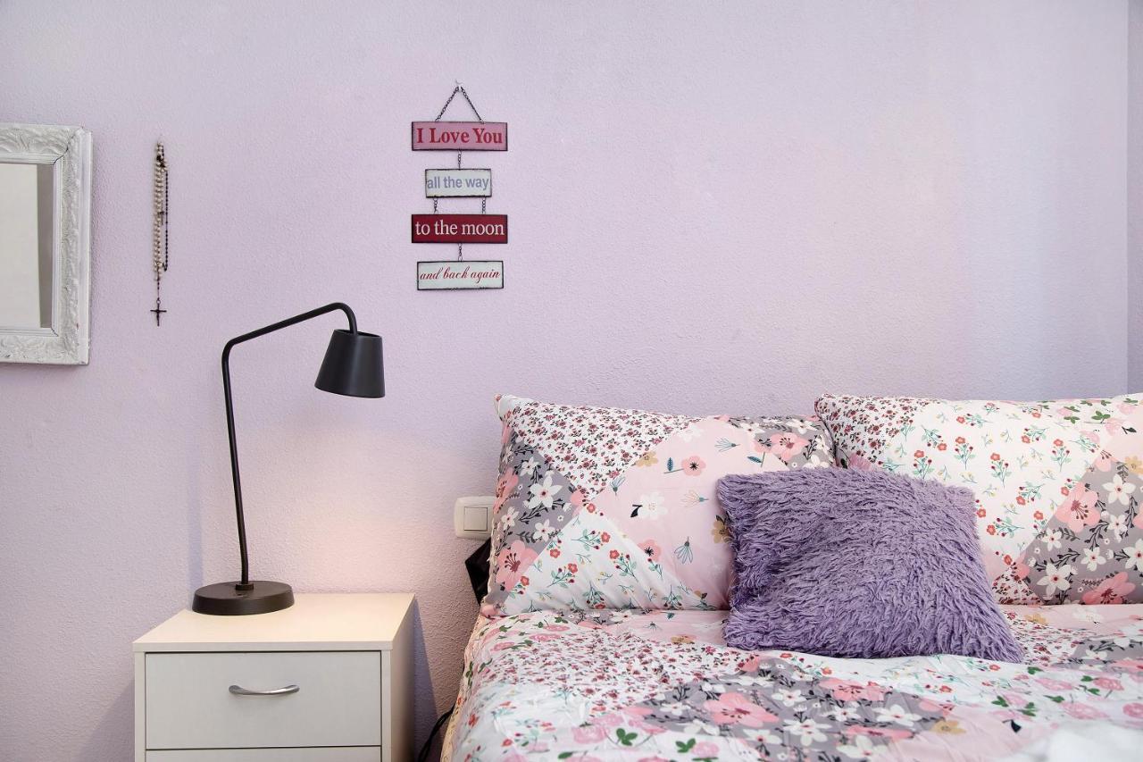 Las Bodegas Apartment เฮเรซ เด ลาฟรอนเตรา ภายนอก รูปภาพ